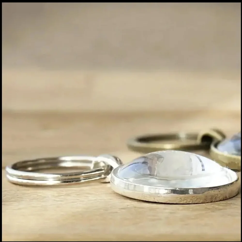 NEW! Elk & Sunset Alloy Round Keyring. NWOT